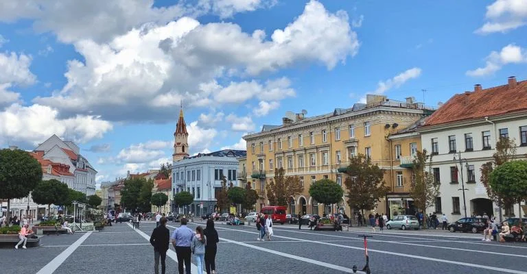 Lithuania Work Permits Consultancy with EIC